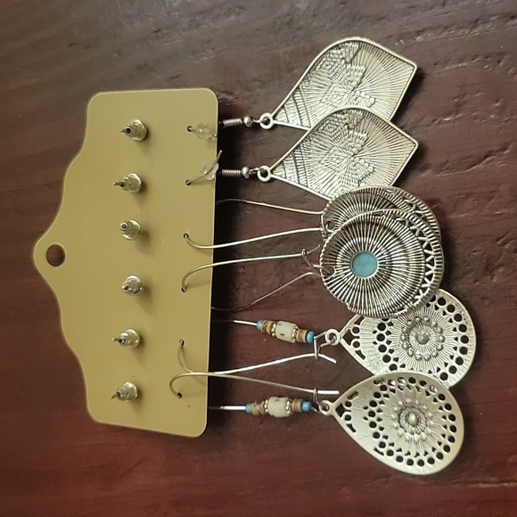 Earrings. Retro style zinc alloy. Silver blue - Picture 3 of 3